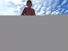 Brunette en Blondine na een ondeugende date. youtube gratis sexfilm