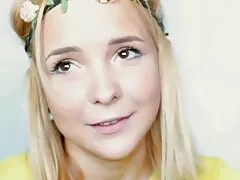 De man ontsnapt aan de zwangere vrouw met een mooie sex film camera.