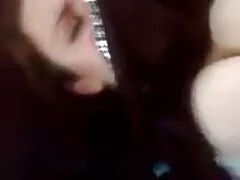 Om gratis korte seksfilms hem te pakken! Grote vrouw betast