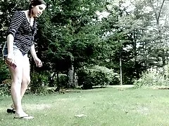 Meisje ontspant Pa door sexfilm vrouwen royal te pijpen en hem te neuken.